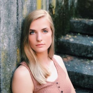 Meet your Posher, Anna